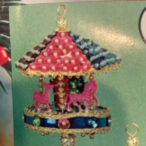 NIP & Vintage 1975 Christmas Ornament Kit - 2 Carousels